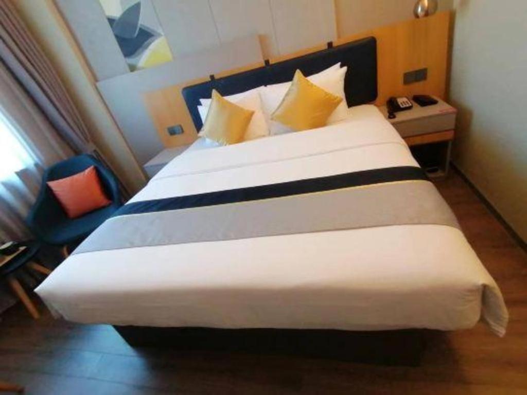 Home Inn Kunming Baita Road 昆明 外观 照片