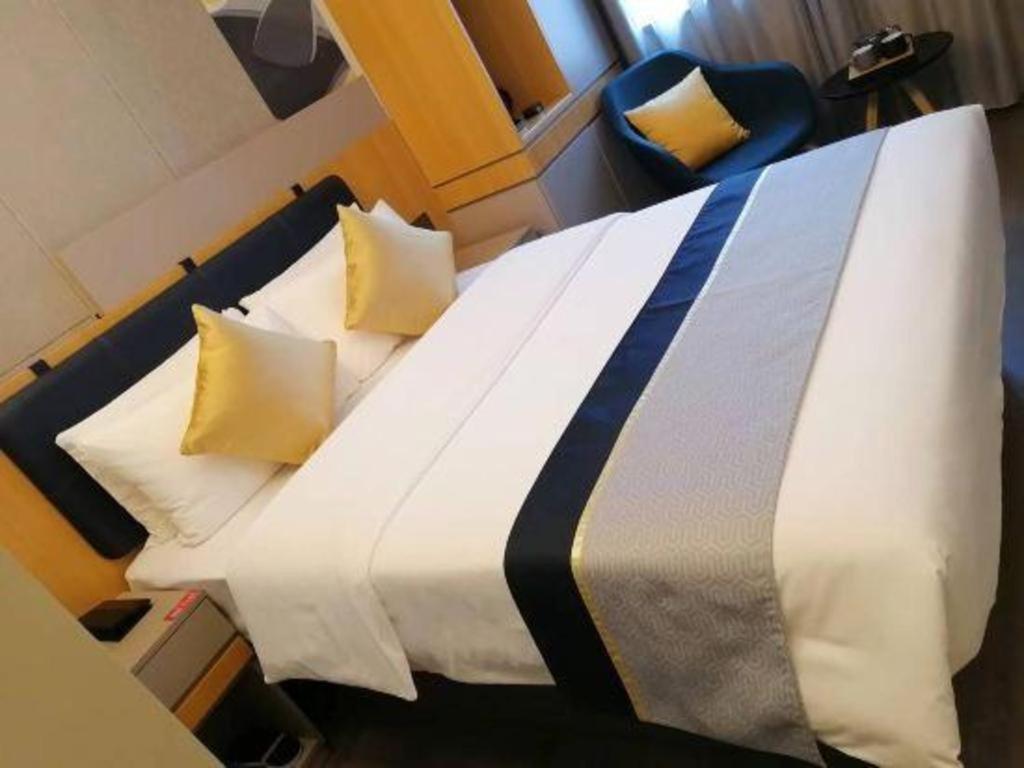 Home Inn Kunming Baita Road 昆明 外观 照片