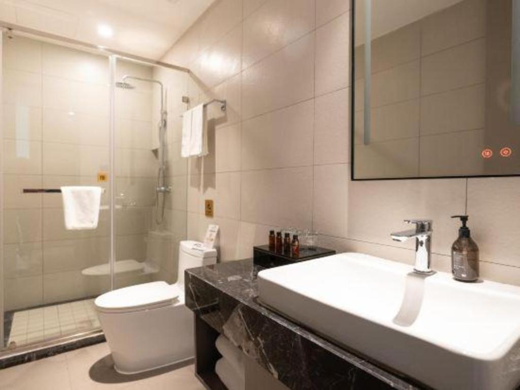 Home Inn Kunming Baita Road 昆明 外观 照片