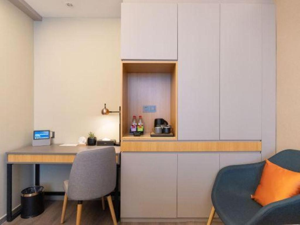 Home Inn Kunming Baita Road 昆明 外观 照片